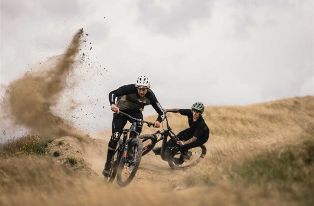 スペシャライズド　MTB フリーライド スペシャライズド SPECIALIZED DEMO 8 FSR 2018年モデル アルミ